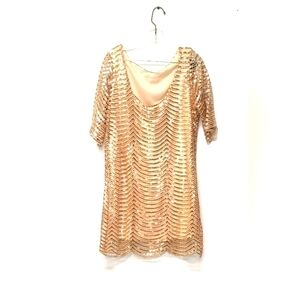 Sheath dress  gold sequence mini Size: L.